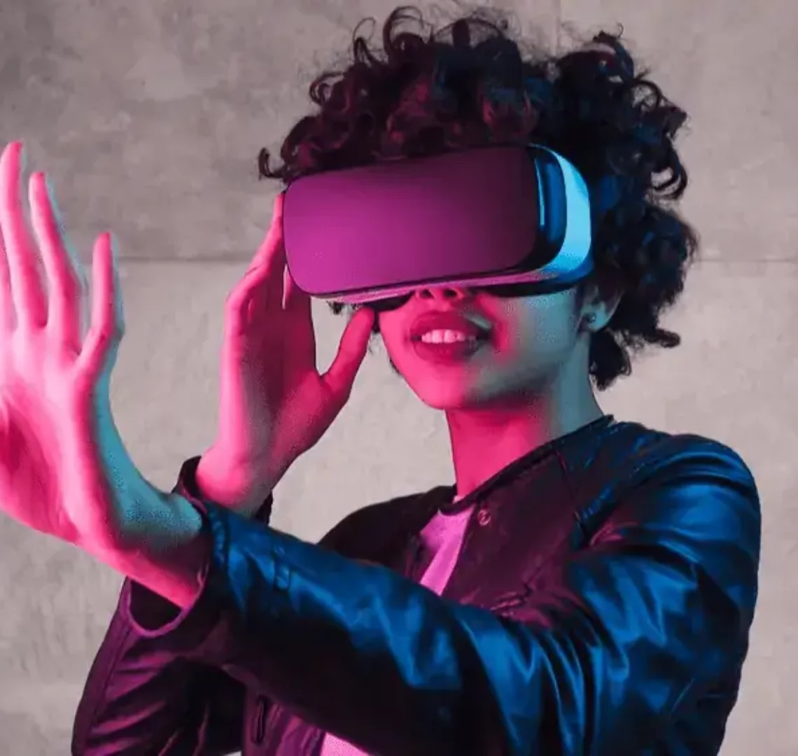 VR_shutterstock_1317171665